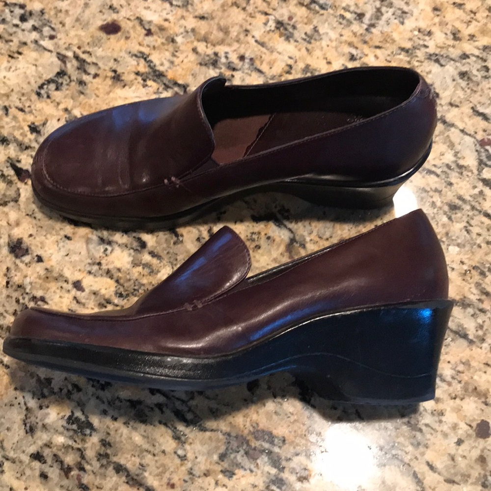 Comfy Clark loafers